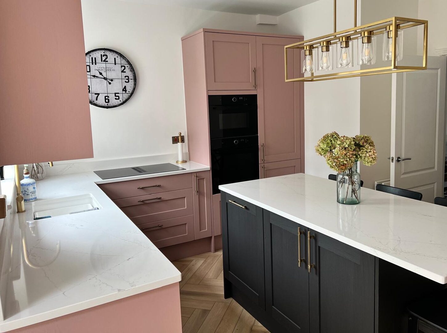 d97bcad8-a160-4e53-8954-f02fd313cac2